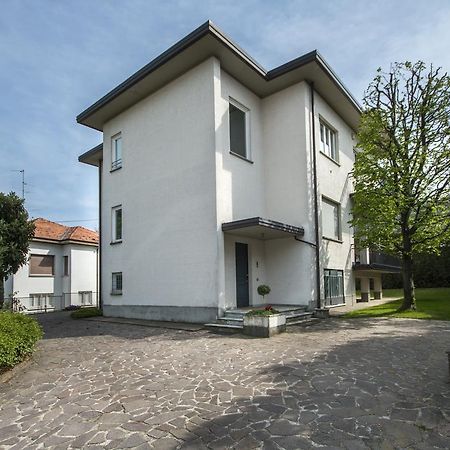 Апартаменты Casa Foscolo Villa Guardia Экстерьер фото